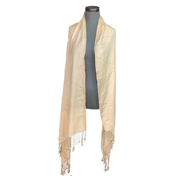 Scarf With Fringe Beige Pashmina Women’s Scarf Neck Warmer Shawl Wrap - Picture 3 of 4